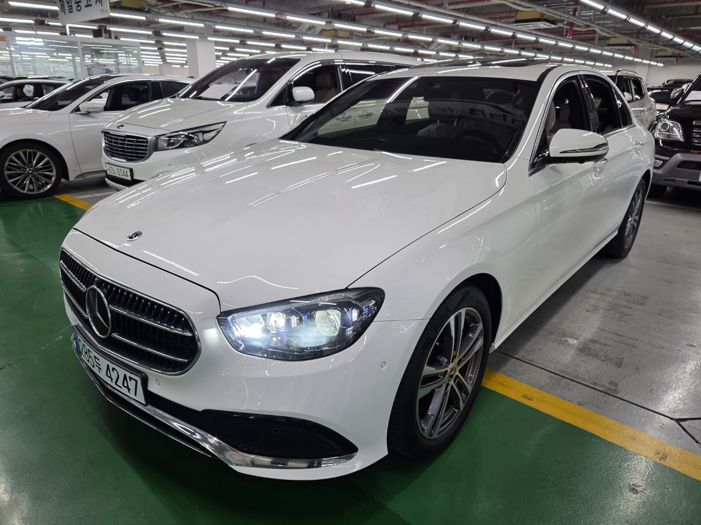 مرسيدس - E-Class | E350 4MATIC Avantgarde